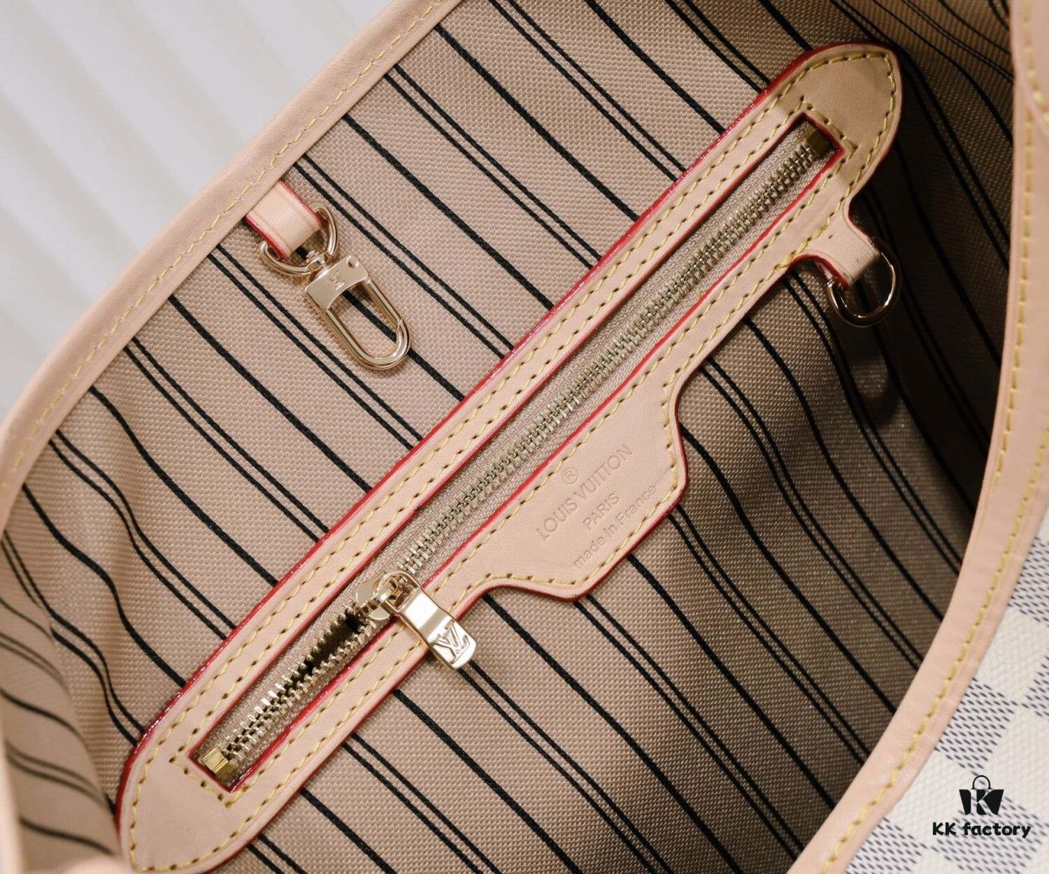 6930898d6e68136f4d9a8b6b Wholesale Price Summer New Arrival, Stylish and Elegant Damier Azur Canvas Calvi Bag in Pomegranate Red, Perfect for Office and Beach Weekend Getaways