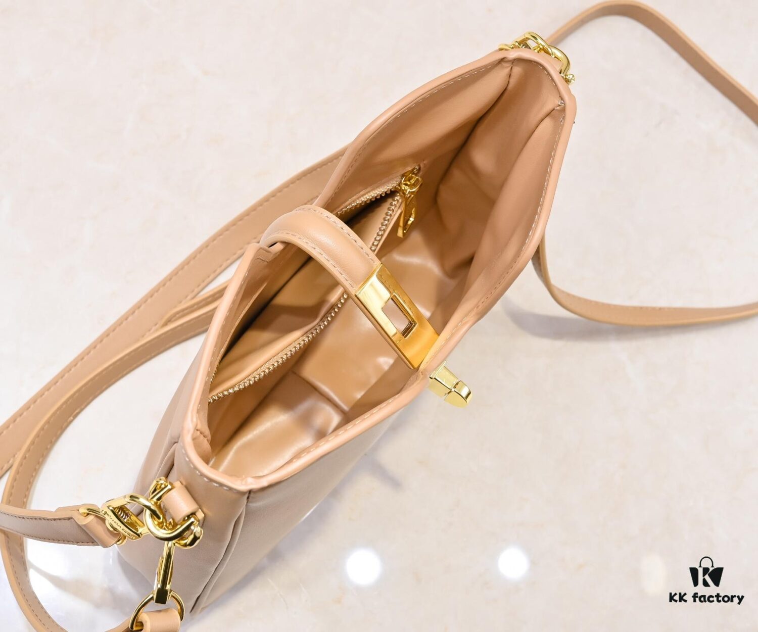 Louis Vuitton New Arrival Minimalist Elegant Design Hobo Bag Style No. 120693 119563