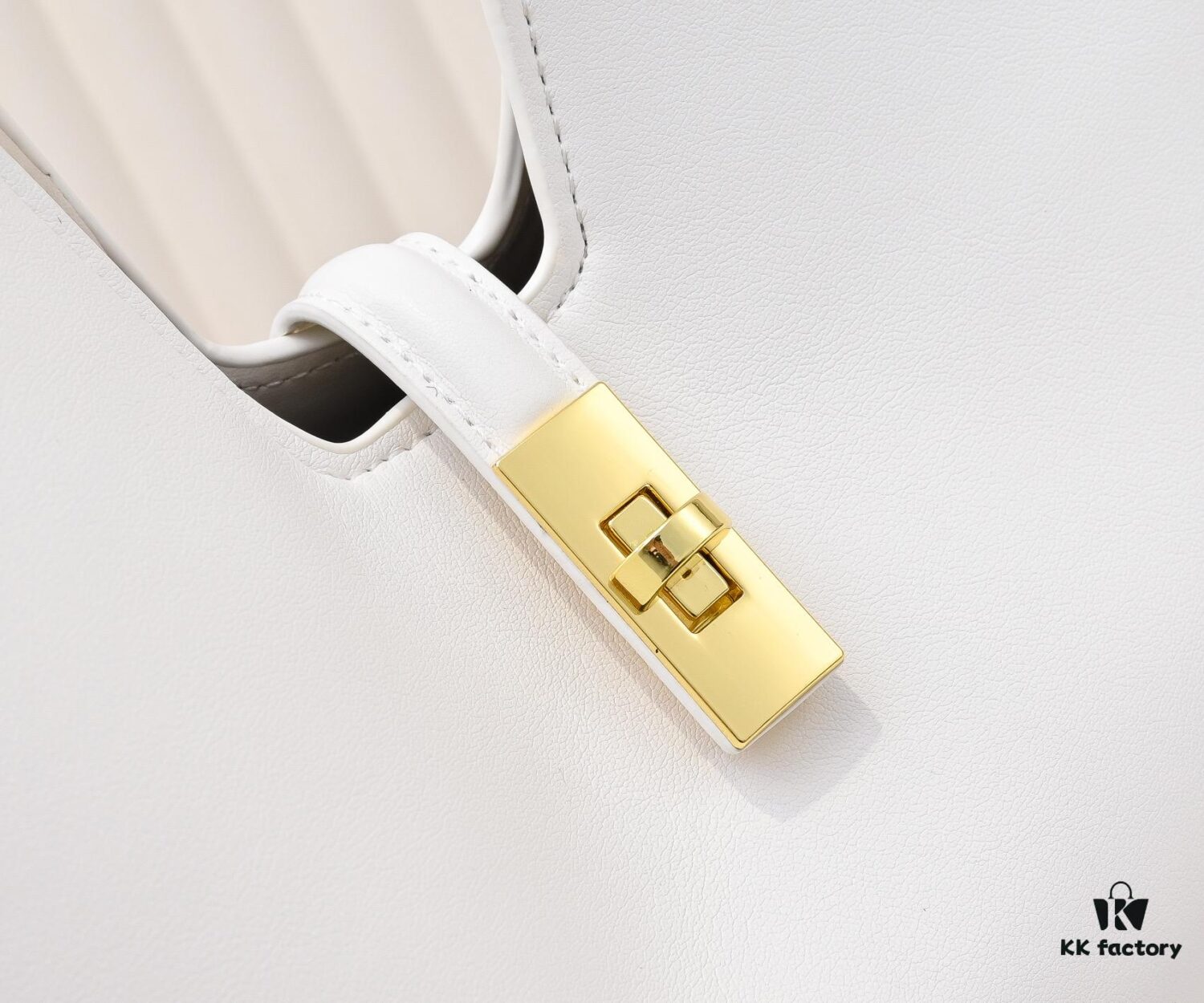 693089ab6e68136f4d9a8ba4 Louis Vuitton New Arrival Hobo Bag in Minimalist Elegance, Styles 120693 & 119563