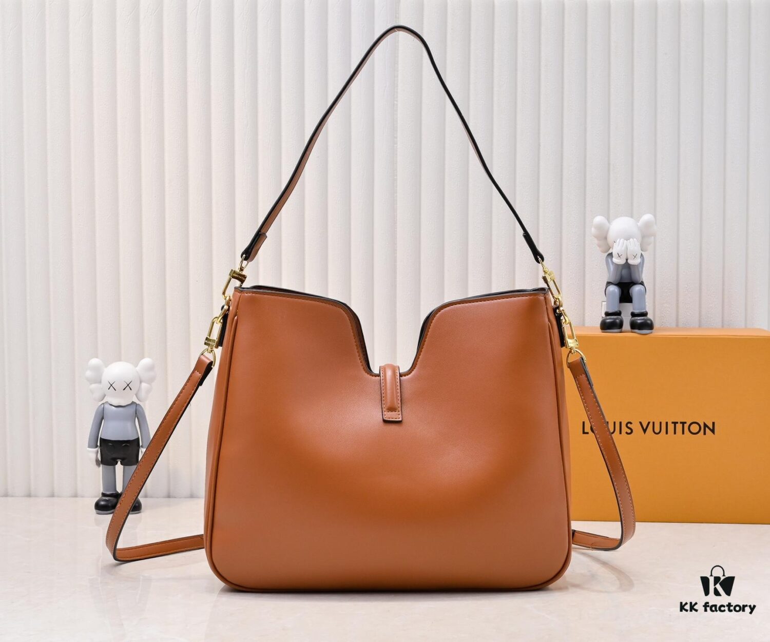 693089b46e68136f4d9a8bb2 Louis Vuitton New Arrival Minimalist Elegant Design Hobo Bag Soft Silhouette Casual Chic Handbag