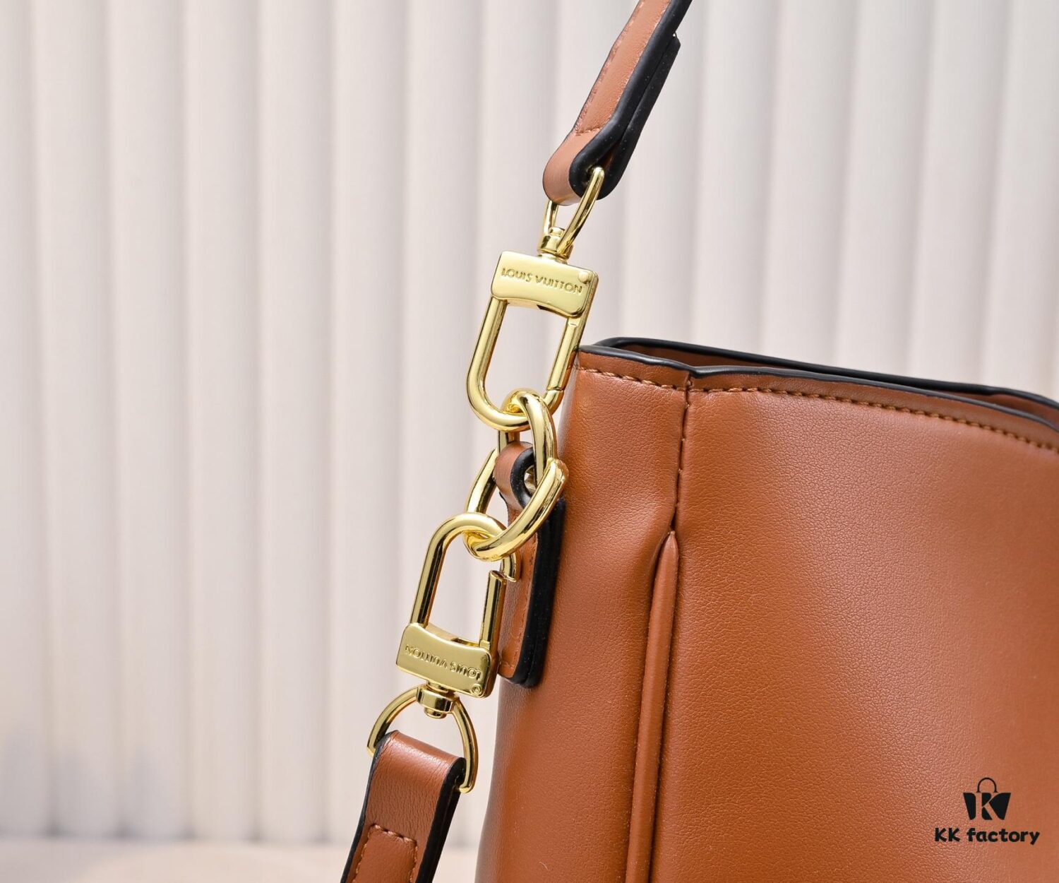 693089b56e68136f4d9a8bb3 Louis Vuitton New Arrival Minimalist Elegant Design Hobo Bag Soft Silhouette Casual Chic Handbag