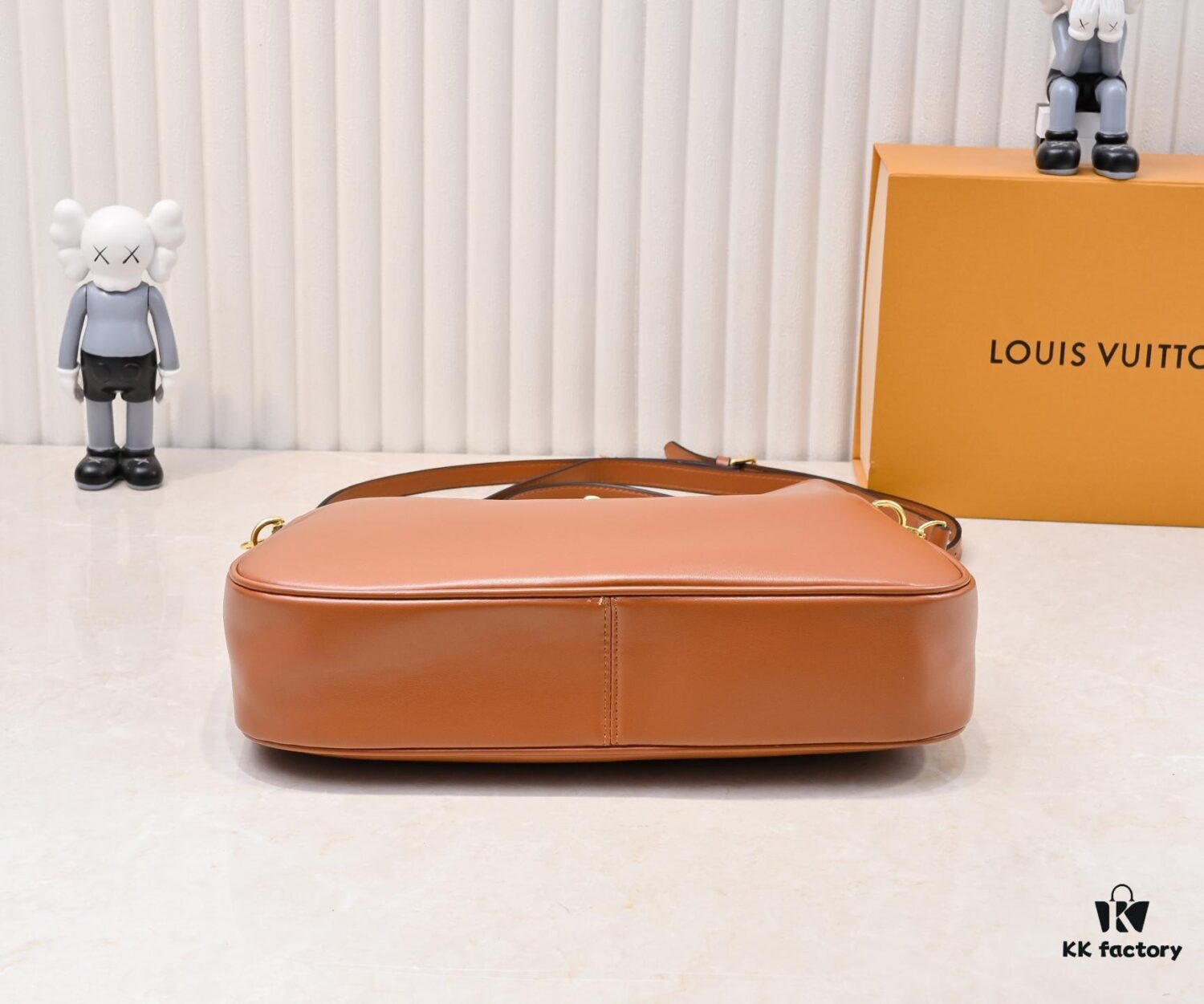 693089b66e68136f4d9a8bb5 Louis Vuitton New Arrival Minimalist Elegant Design Hobo Bag Soft Silhouette Casual Chic Handbag