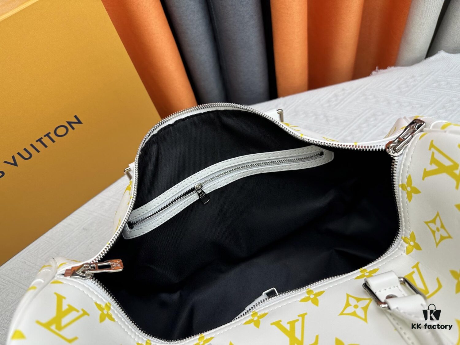 693089d16e68136f4d9a8be5 M41418 New Louis Vuitton x Takashi Murakami Collaboration Keepall Bandouliere 45 Monogram Print Travel Bag