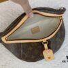 693089e06e68136f4d9a8c09 New Waist Bag Guangzhou Goods M46784 M43644 BUMBAG