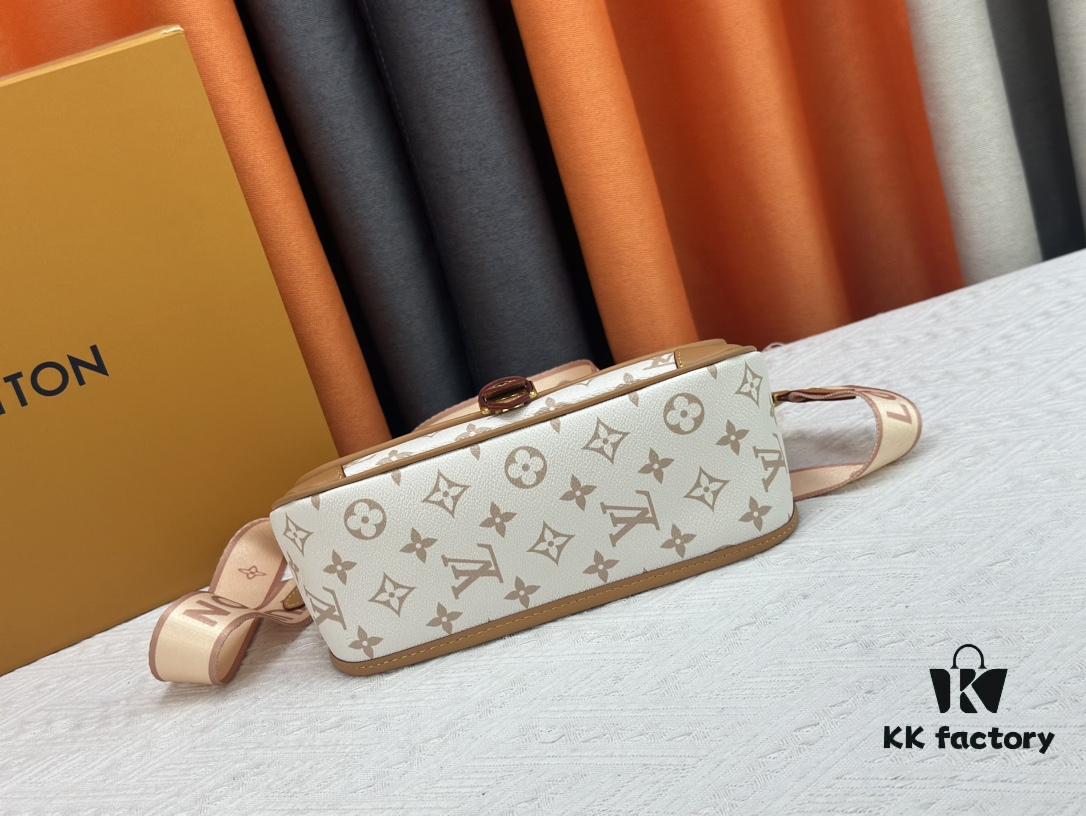 69308a2e6e68136f4d9a8caa Authentic Studio Shot: M46386 M46388 M45985 Full Leather Baguette Bag Series, New Diane Handbag