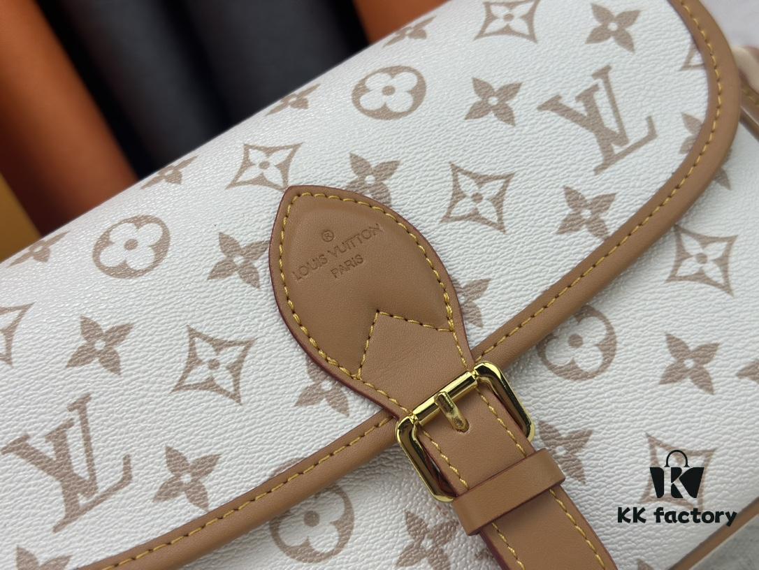 69308a2f6e68136f4d9a8cab Authentic Studio Shot: M46386 M46388 M45985 Full Leather Baguette Bag Series, New Diane Handbag