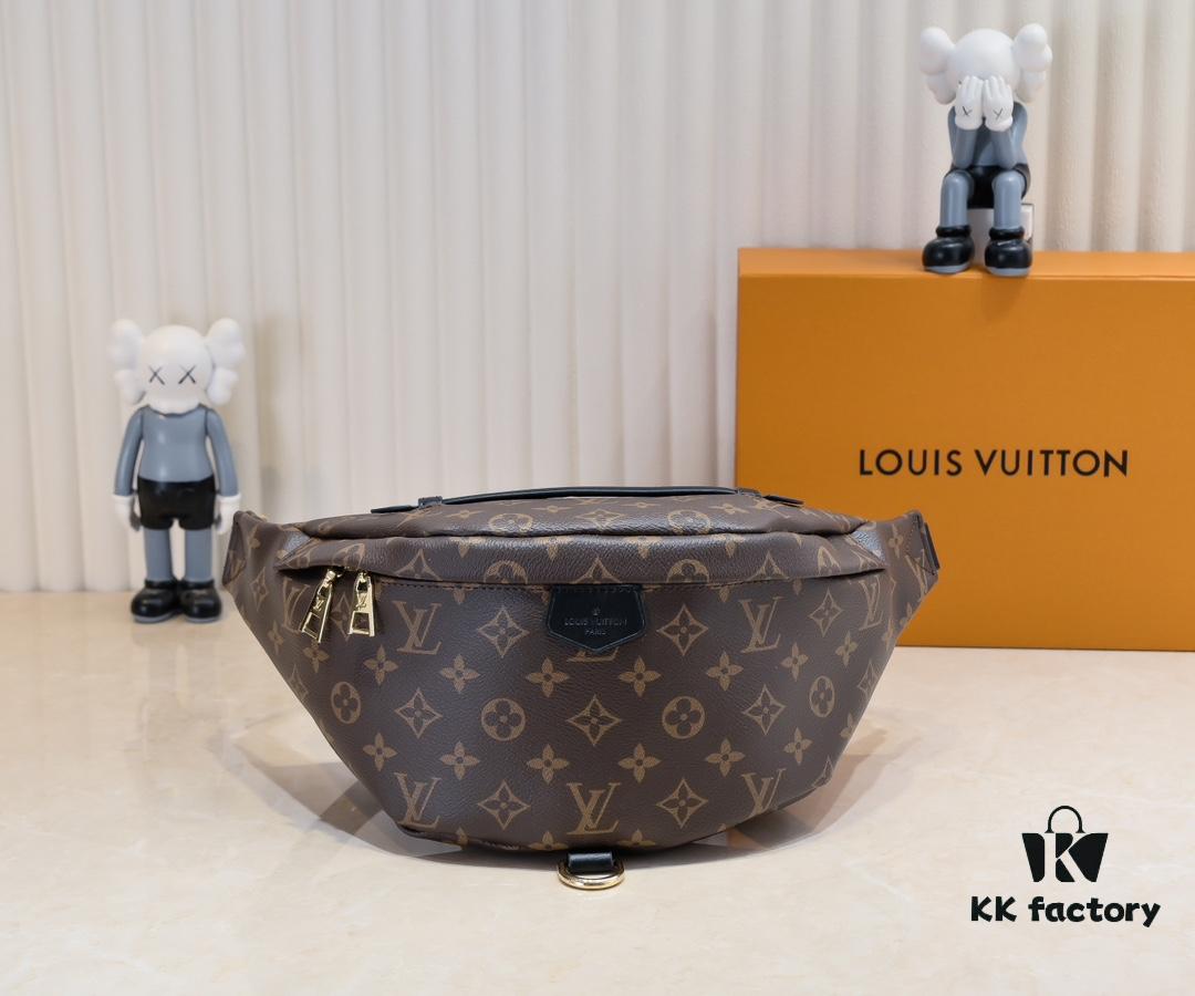 M43644 BUMBAG Belt Bag in Monogram Canvas