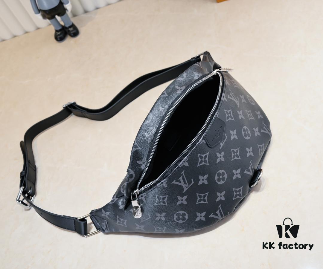69308a3d6e68136f4d9a8ccf M43644 BUMBAG Belt Bag in Monogram Canvas