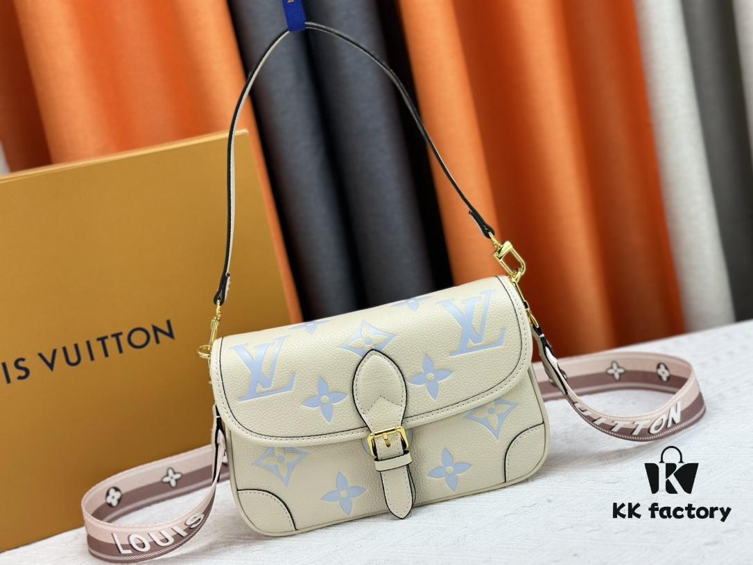 69308a606e68136f4d9a8d21 Authentic Studio Shot M46386 M46388 M45985 M45683 M45684 Full Leather Baguette Bag Series New Diane Handbag