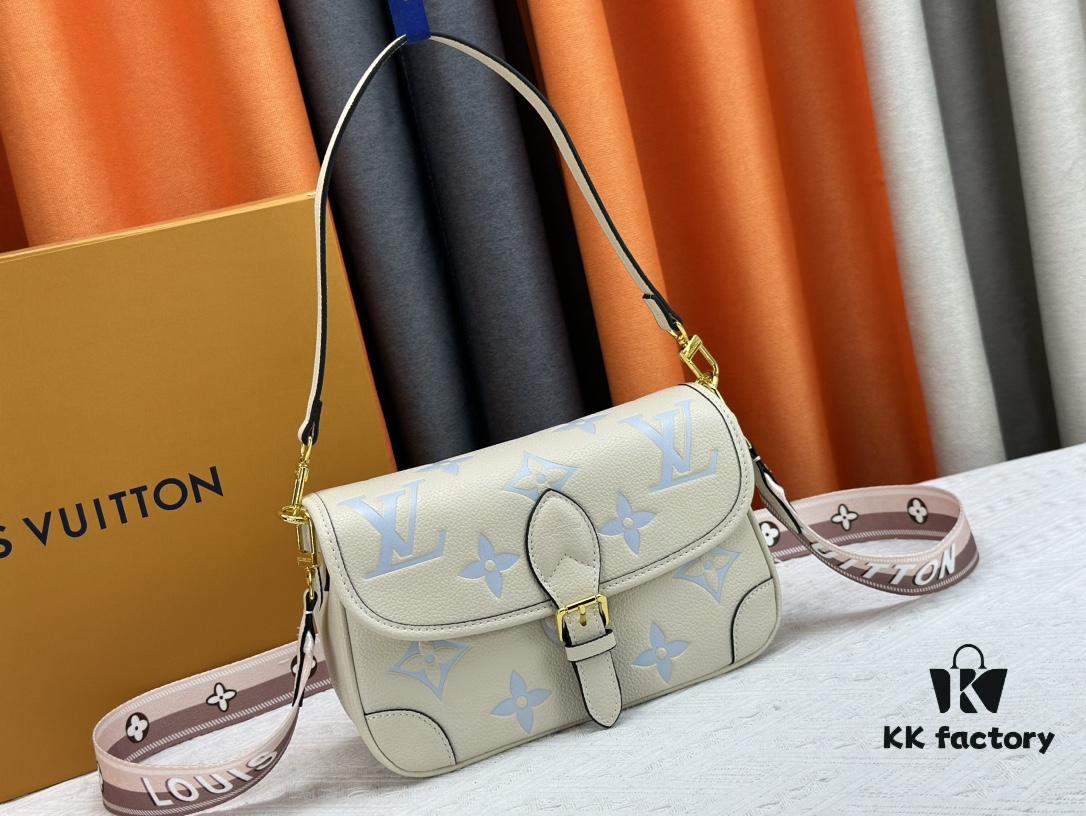 69308a626e68136f4d9a8d25 Authentic Studio Shot M46386 M46388 M45985 M45683 M45684 Full Leather Baguette Bag Series New Diane Handbag