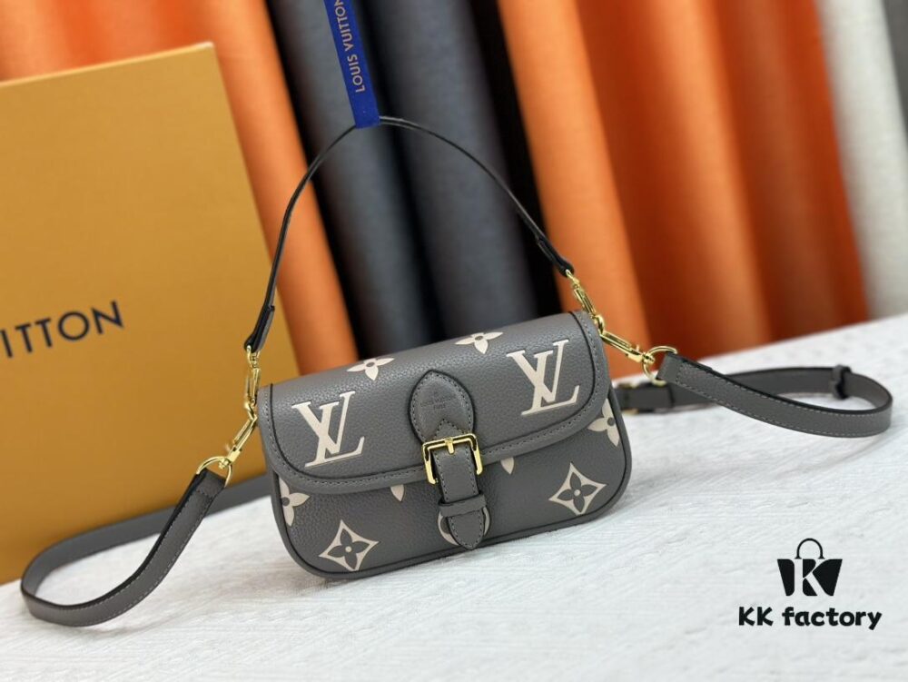 69308a736e68136f4d9a8d4d Upgraded Original M83566 M83300 M45985 Baguette Series New Diane Handbag