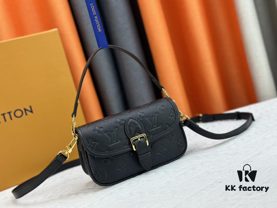 69308a786e68136f4d9a8d58 Upgraded Original M83566 M83300 M45985 Baguette Bag Series New Diane Handbag