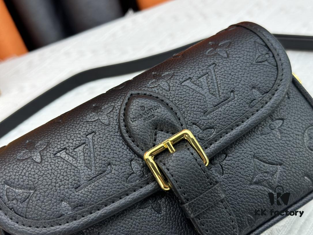 69308a796e68136f4d9a8d5f Upgraded Original M83566 M83300 M45985 Baguette Bag Series New Diane Handbag