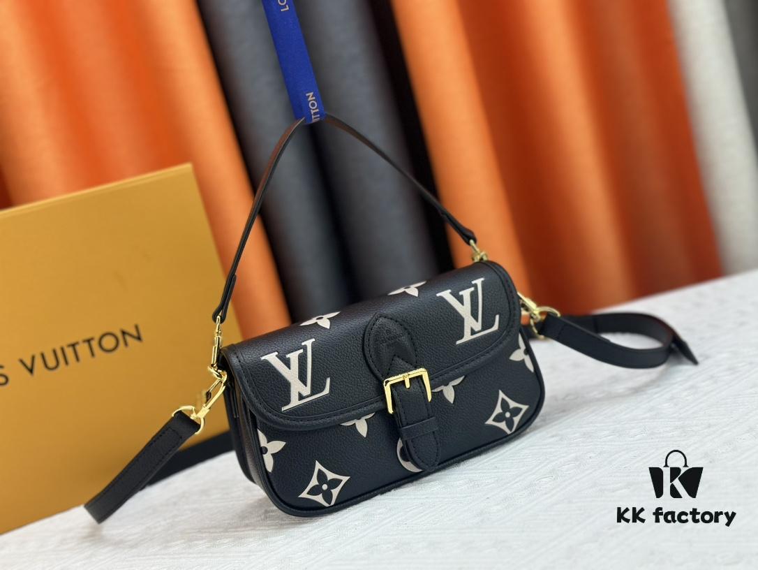69308aa36e68136f4d9a8db2 Upgraded Original M83566 M83300 M45985 Baguette Series New Diane Handbag