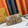 69308aa66e68136f4d9a8dba Upgraded Original M83566 M83300 M45985 Baguette Bag Series New Diane Handbag