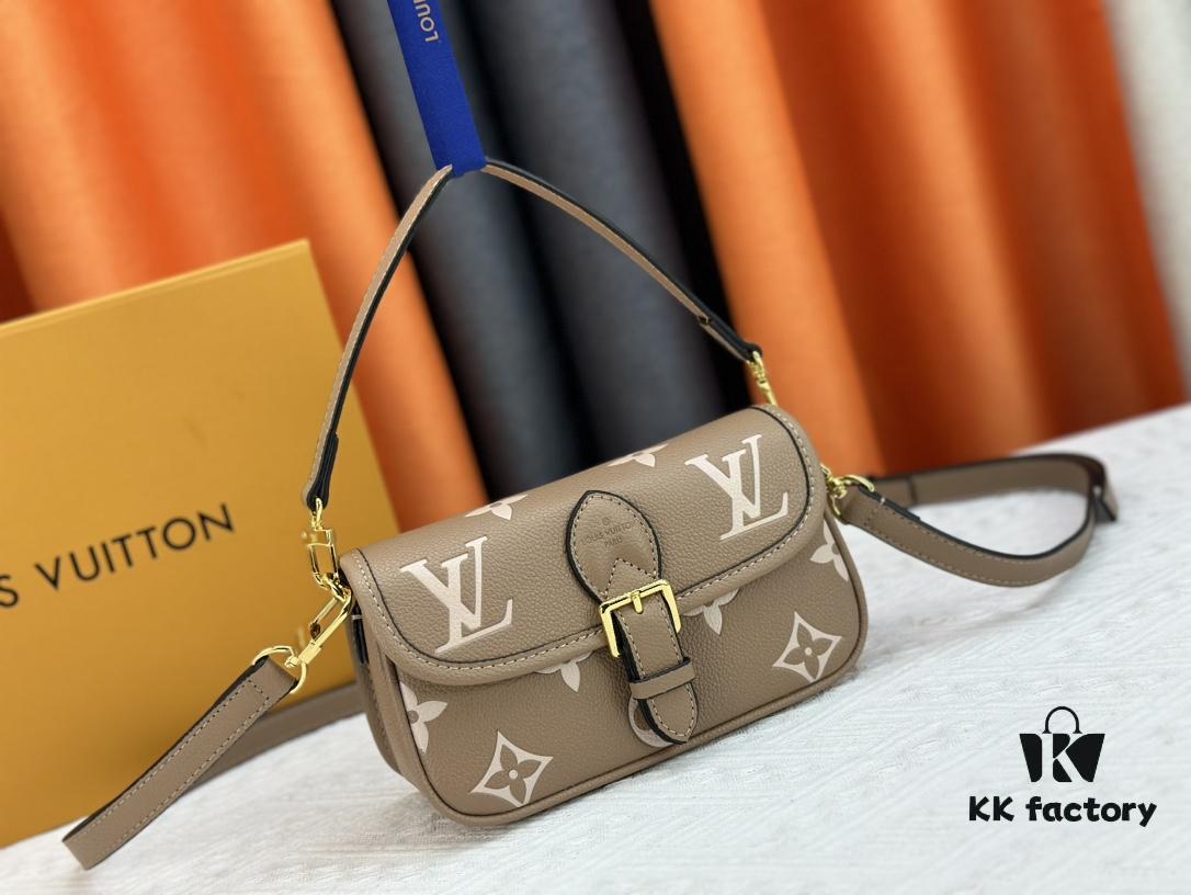 69308aa76e68136f4d9a8dbd Upgraded Original M83566 M83300 M45985 Baguette Bag Series New Diane Handbag