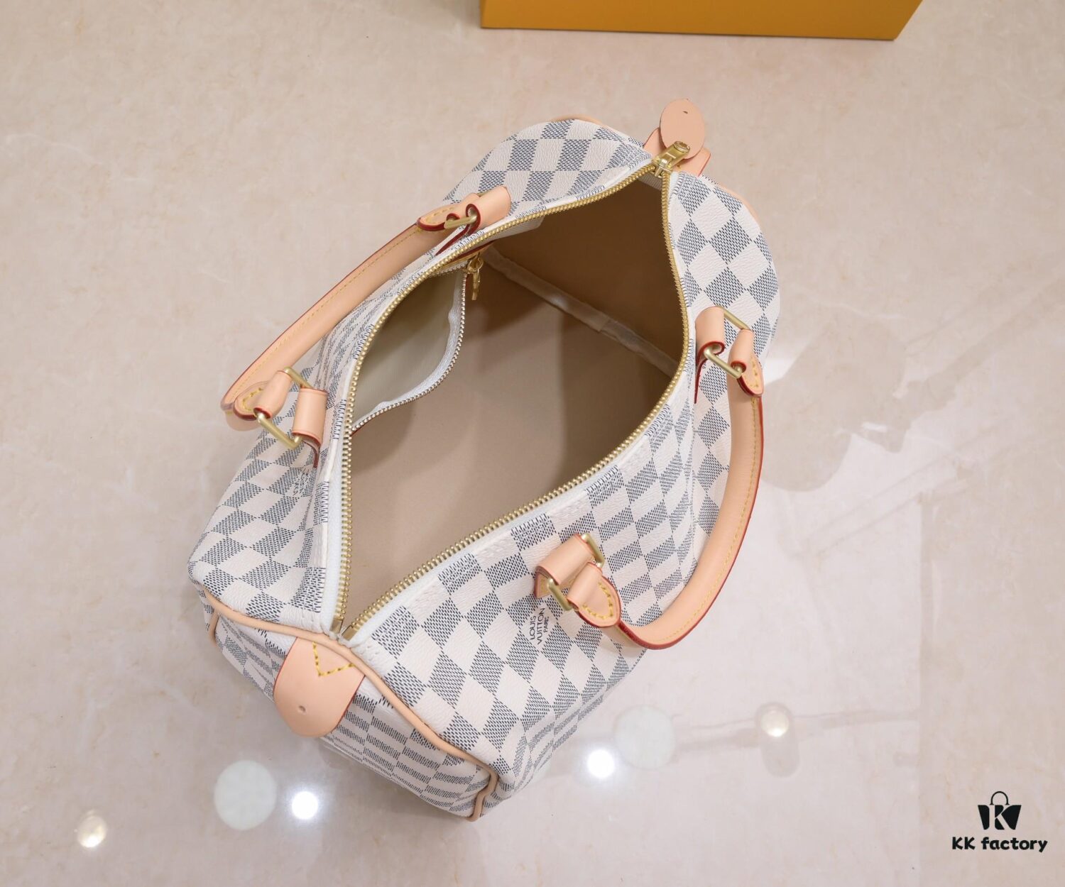 69308acb6e68136f4d9a8e13 Exclusive Real Photos - Upgraded Version! Strapless Pillow Bag, High-Definition Imaging, Quality as Shown (Three Sizes, Three Colors)