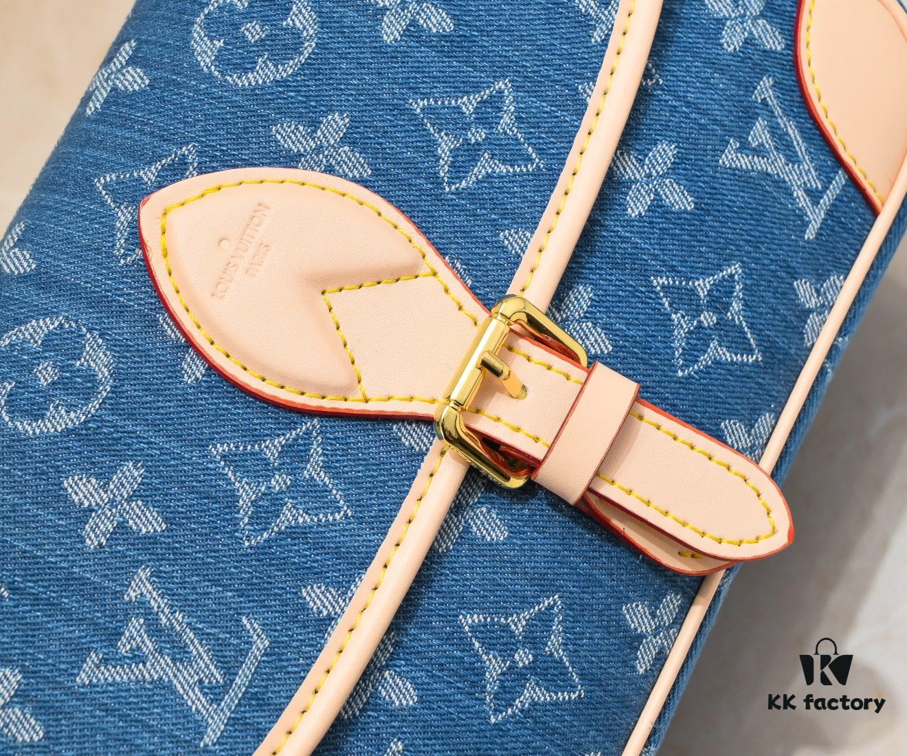 69308ace6e68136f4d9a8e1c M46386 M45985 Denim Baguette Diane Handbag