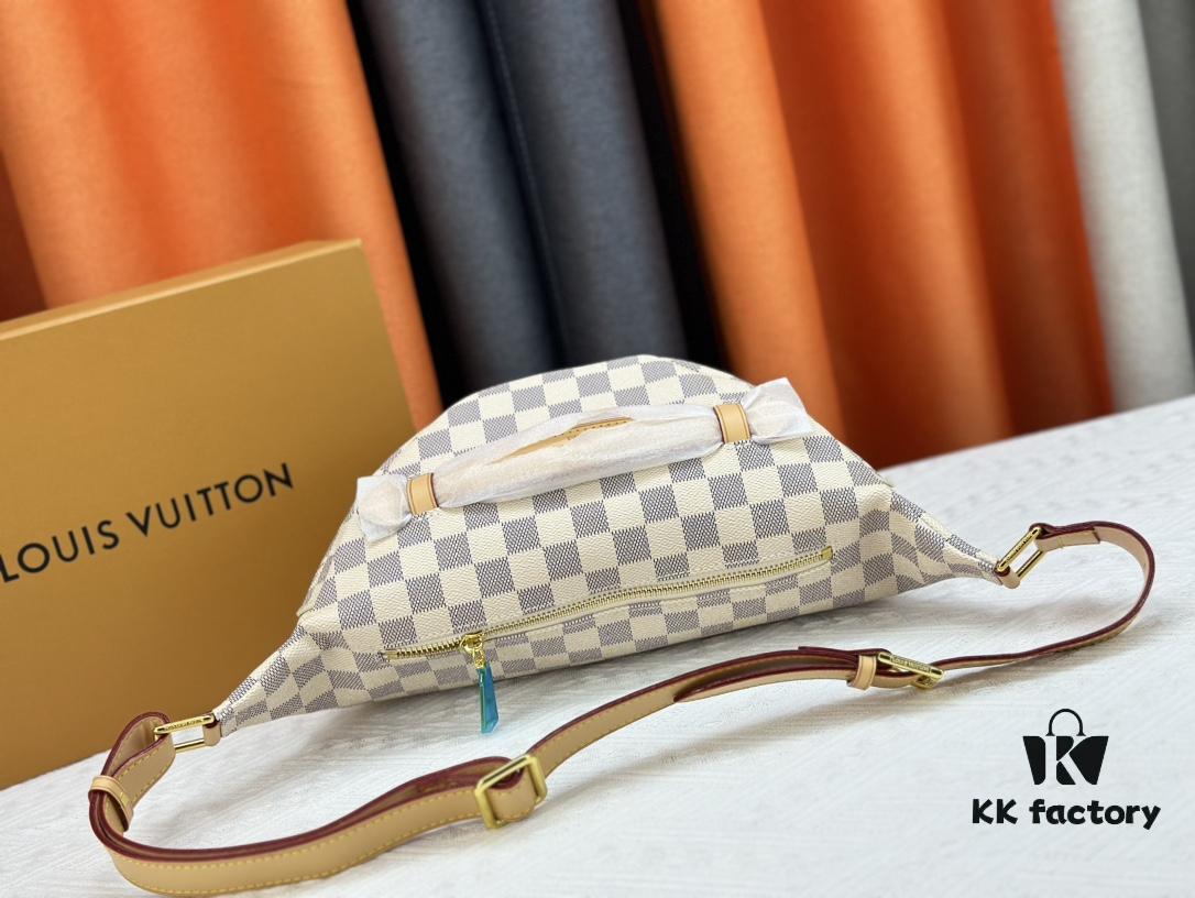 69308ad56e68136f4d9a8e2b M43644 Top Quality Original BUMBAG Belt Bag Made from Classic Monogram Canvas