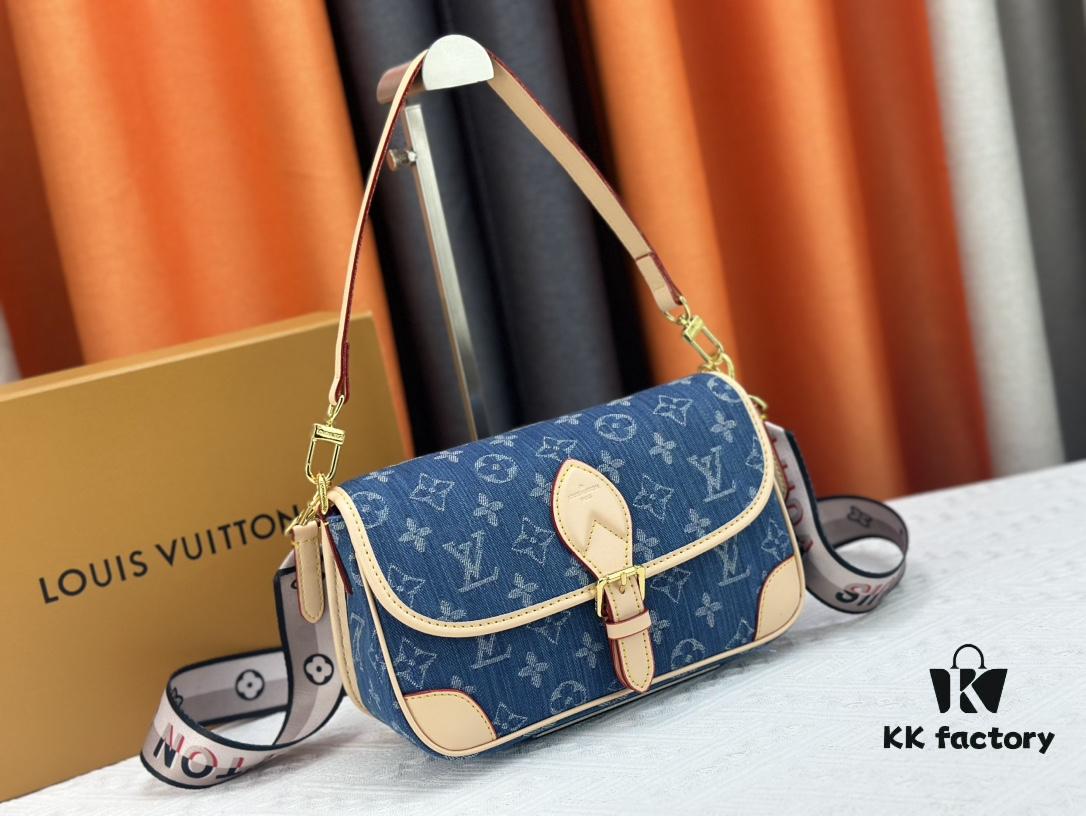 69308ad76e68136f4d9a8e2e M46386 M45985 Denim Baguette Series New Diane Handbag