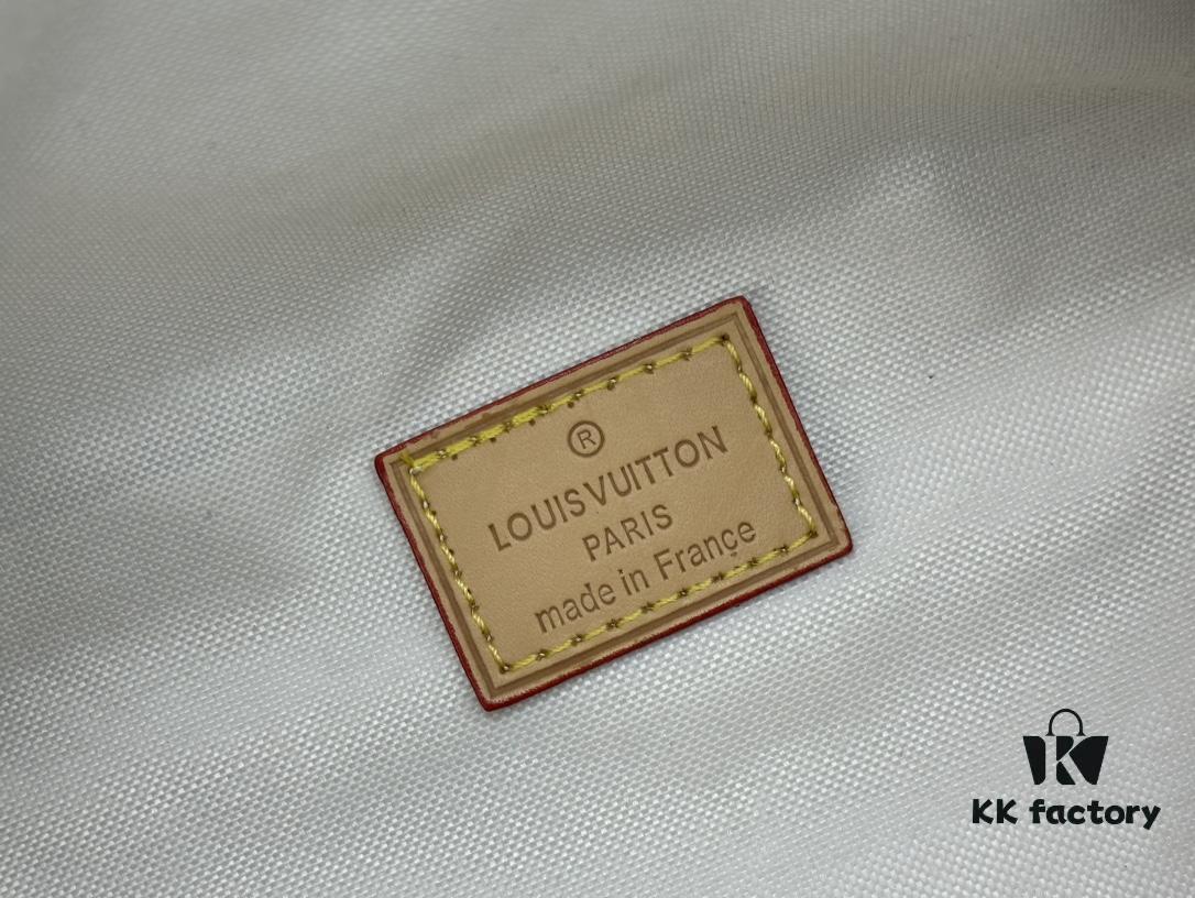 69308ad76e68136f4d9a8e2f M43644 Top Quality Original BUMBAG Belt Bag Made from Classic Monogram Canvas