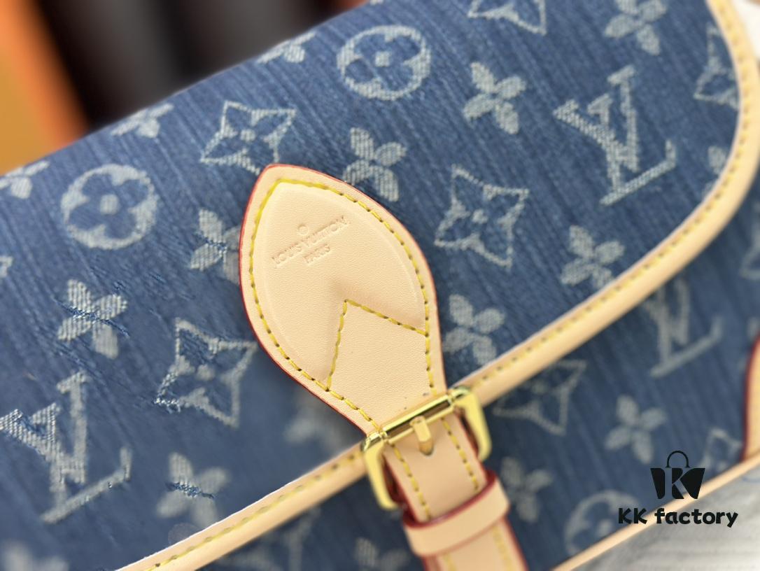 69308ad96e68136f4d9a8e35 M46386 M45985 Denim Baguette Series New Diane Handbag