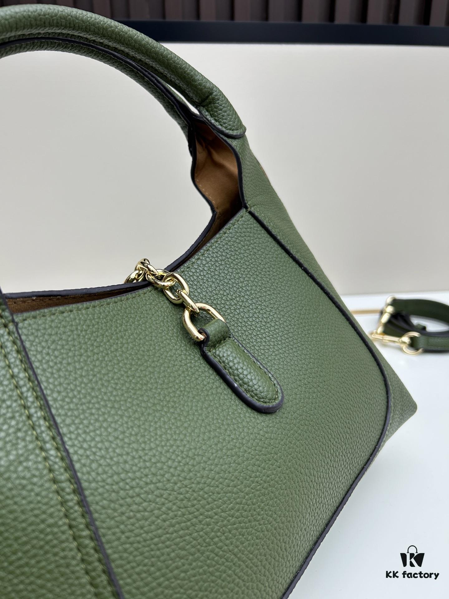 New Arrival with Gift Box 🎁, Gucci Softbit Leather Handheld or Crossbody Bag