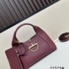 New Arrival with Gift Box 🎁 Gucci Softbit Leather Handheld or Crossbody Bag