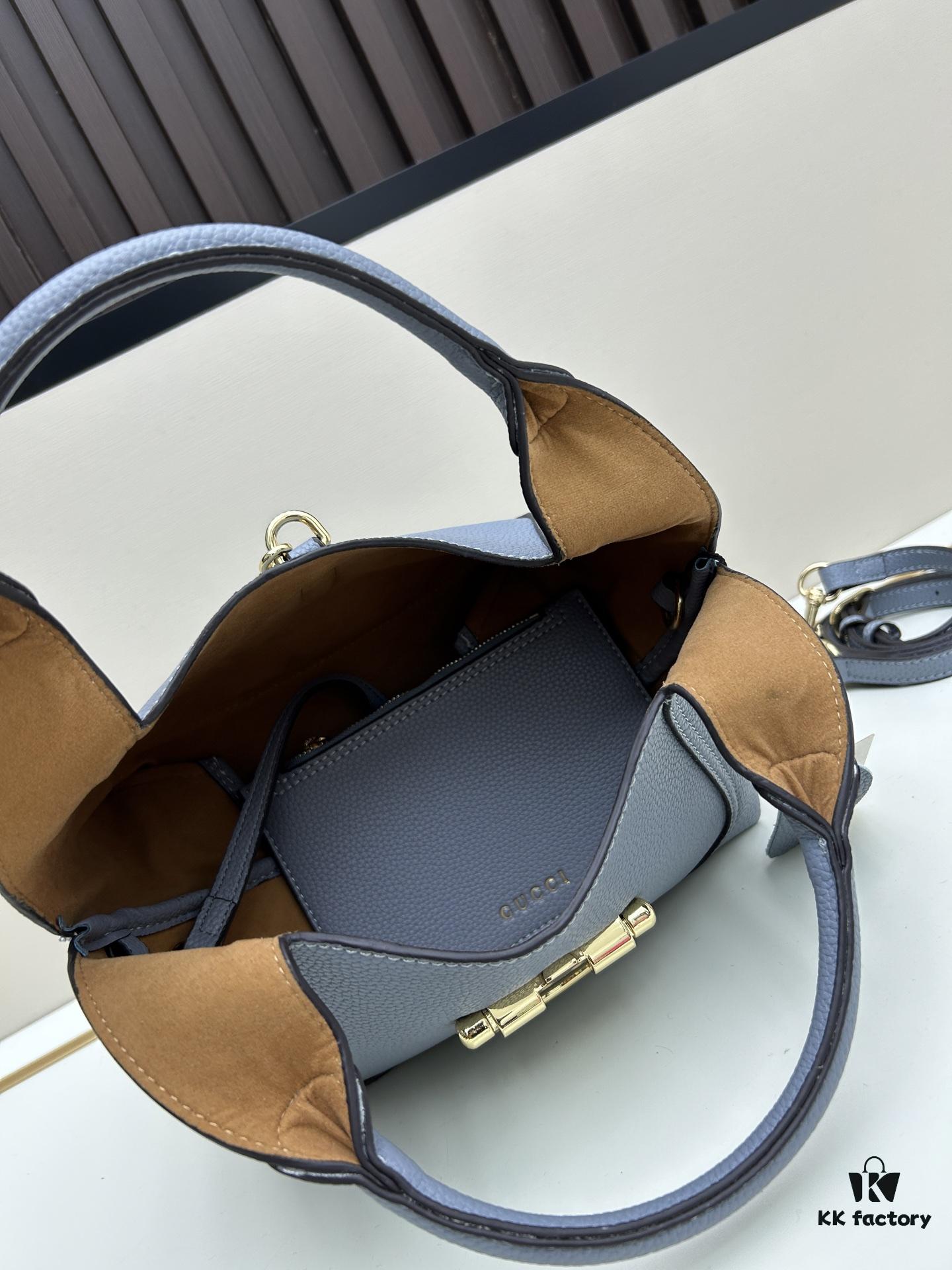 New Arrival with Gift Box 🎁, Gucci Softbit Leather Handbag or Crossbody Bag