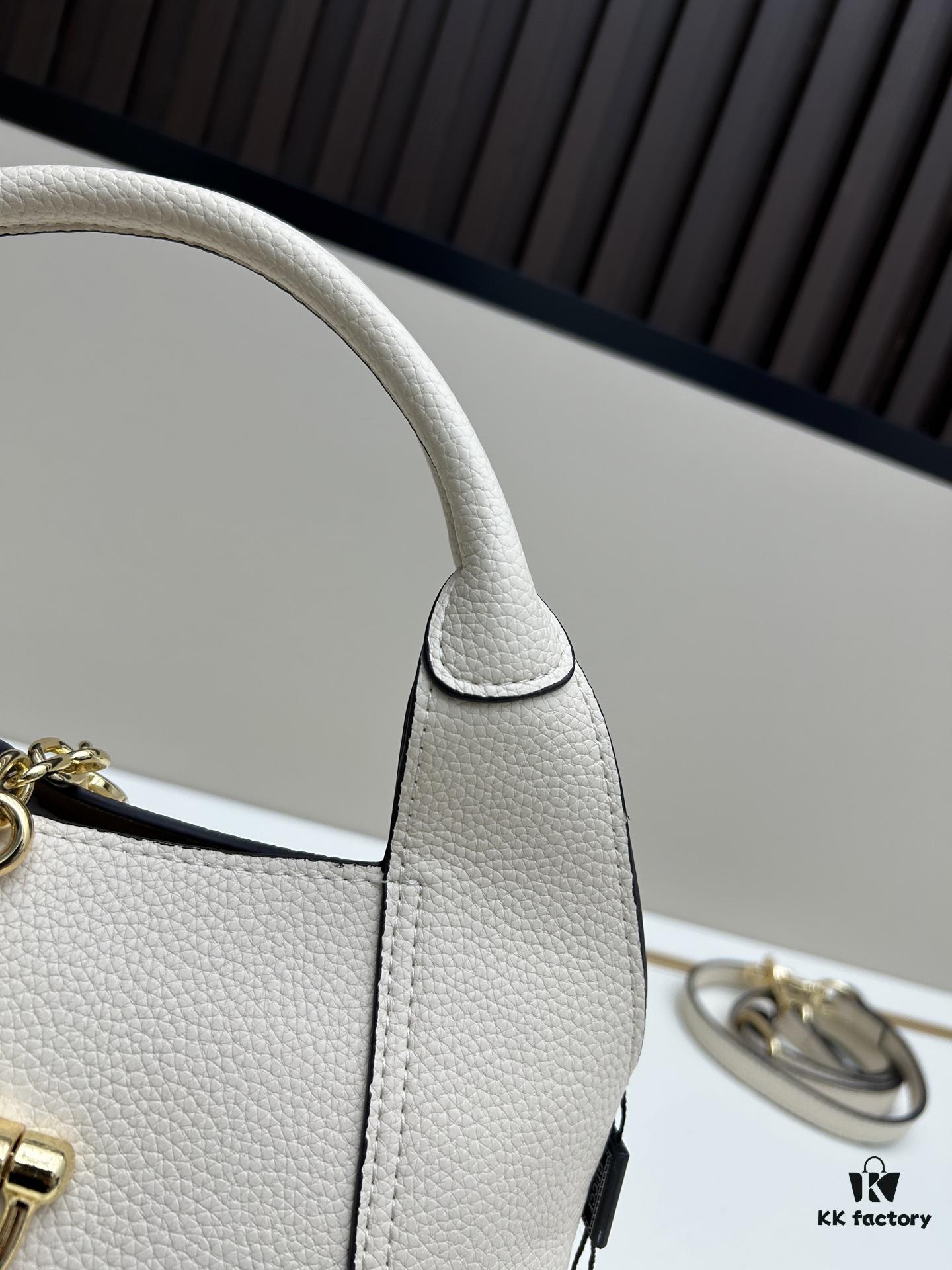 New Arrival with Gift Box 🎁, Gucci Softbit Leather Handheld or Crossbody Bag