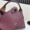 New Arrival with Gift Box 🎁 Gucci Softbit Leather Handheld or Crossbody Bag