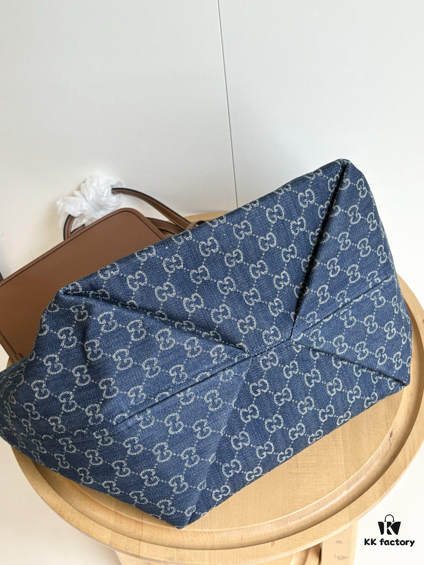 69308b746e68136f4d9a8f54 Gucci Totissima Large Tote Bag Model 820481 Size 30.5x28x27cm