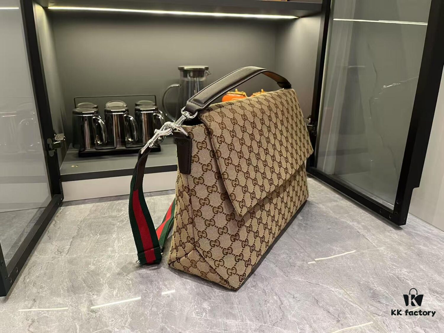 69308b876e68136f4d9a8f6e Gucci GG 2025 Spring-Summer Collection Men's Crossbody Bag in Beige Original GG Canvas