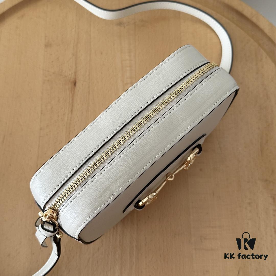 69308bc36e68136f4d9a8fd6 Gucci Horsebit 1955 Camera Bag Toast Shape, Item No: 760196 White Leather, Size: 20×13×6cm