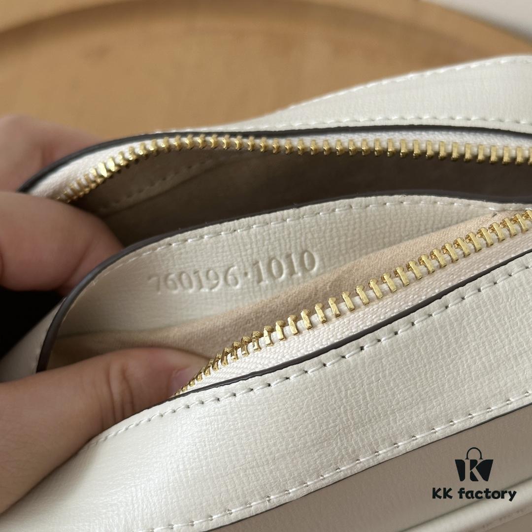 69308bc46e68136f4d9a8fd9 Gucci Horsebit 1955 Camera Bag Toast Shape, Item No: 760196 White Leather, Size: 20×13×6cm