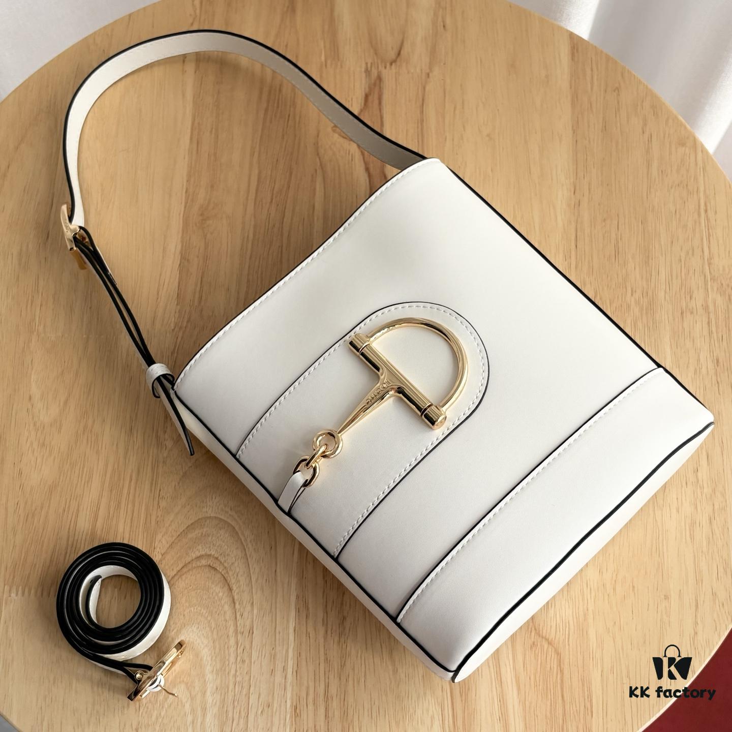 69308be06e68136f4d9a900d Gucci 73 Series Bucket Bag - Model 833665 - Size: 18.5x20x8.5cm