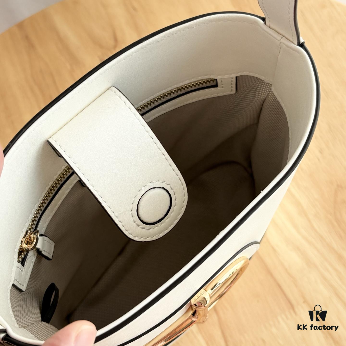 69308be26e68136f4d9a9012 Gucci 73 Series Bucket Bag - Model 833665 - Size: 18.5x20x8.5cm