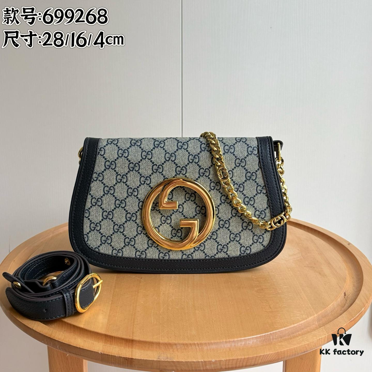 69308bf86e68136f4d9a9036 Blondie Series Shoulder Bag in Canvas