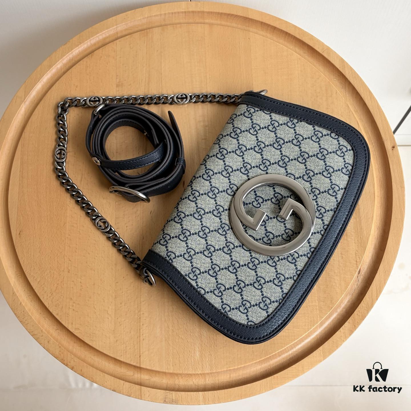 69308c046e68136f4d9a9048 Blondie Series Shoulder Bag in Canvas
