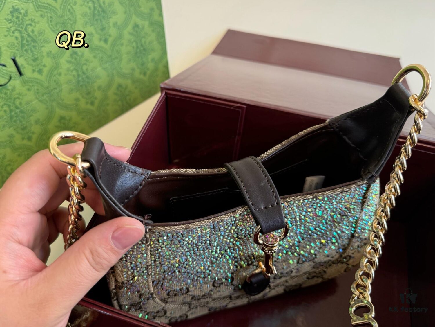 69308c116e68136f4d9a905b Gucci New Arrival Runway Style Rhinestone Jackie Chain Crossbody Bag