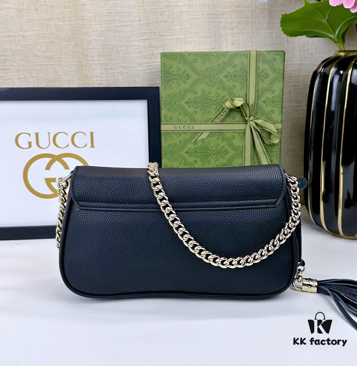69308c306e68136f4d9a909e Irresistible Gucci GG Marmont Bag – Elegant and Compact Design, Must-Have for Fashion Enthusiasts