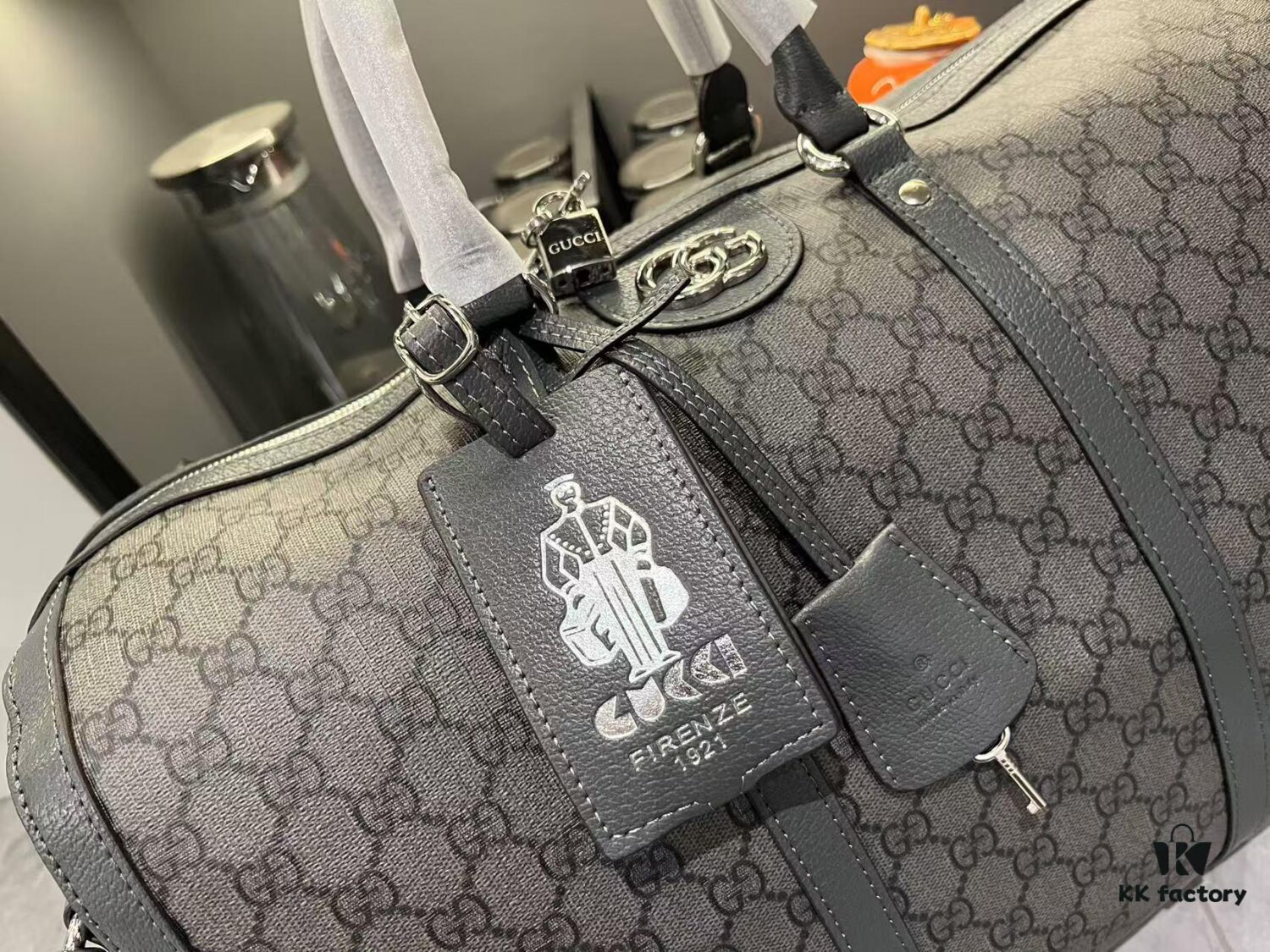 69308c5c6e68136f4d9a90fd Gucci Savoy Medium Travel Bag from Gucci Lido Collection