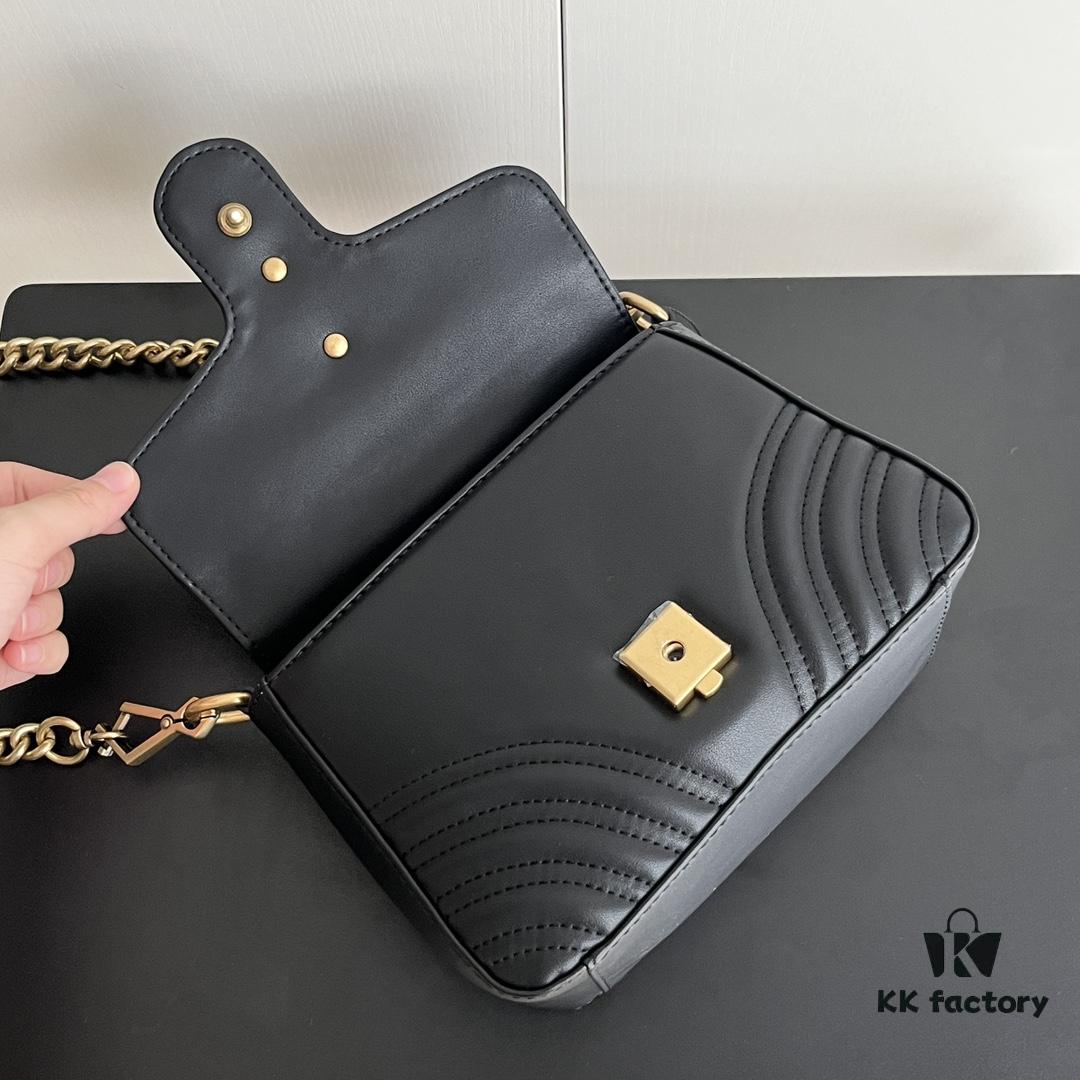 69308db46e68136f4d9a938a Authentic Photo # GG Marmont Mini Messenger Bag Style No. 547260 Size: 21*15.5*8cm