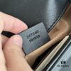 69308db96e68136f4d9a9391 Authentic Photo # GG Marmont Mini Messenger Bag Style No. 547260 Size: 21*15.5*8cm