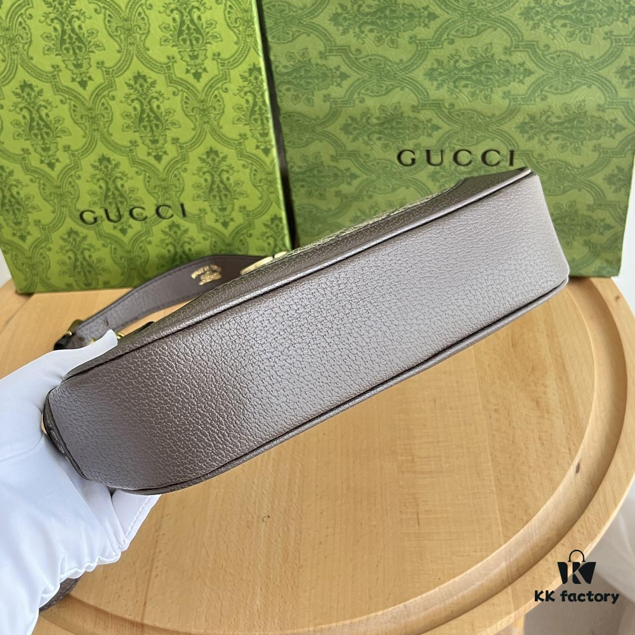 69308ddf6e68136f4d9a93d6 Gucci New Hobo Crescent Bag Real Shot Model 731817 Vintage Flower