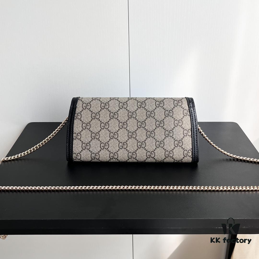 69308e126e68136f4d9a943b Authentic Gucci Blondie Bag 725215 with Box, Size: 21x10.5cm