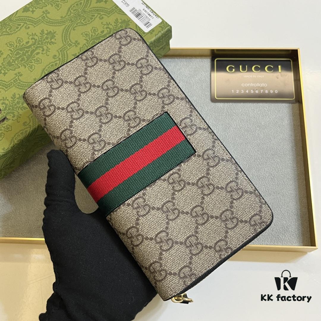 69308e926e68136f4d9a953a Gucci GG Supreme Canvas Full-Zip Wallet with Web Stripe