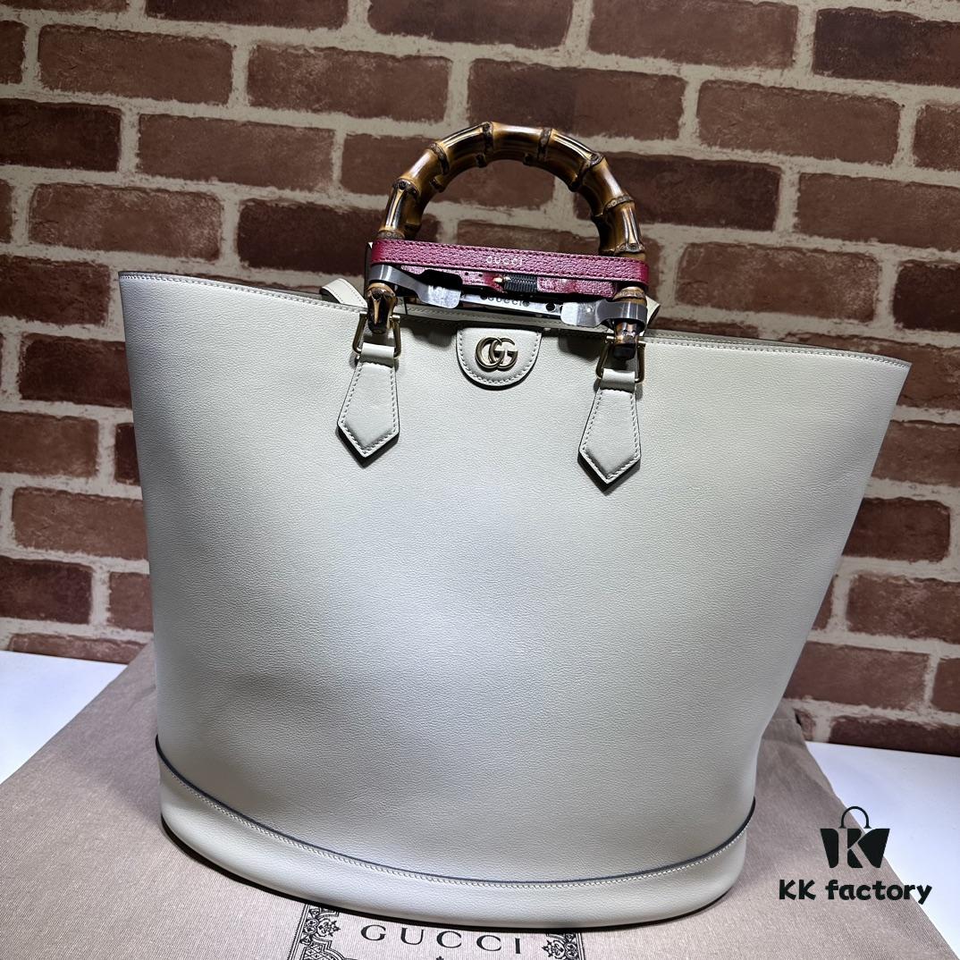 GUCCI High-Quality Original Single Item, Real Photo, Model No. 746270 White, Size: 40 x 34 x 21 cm