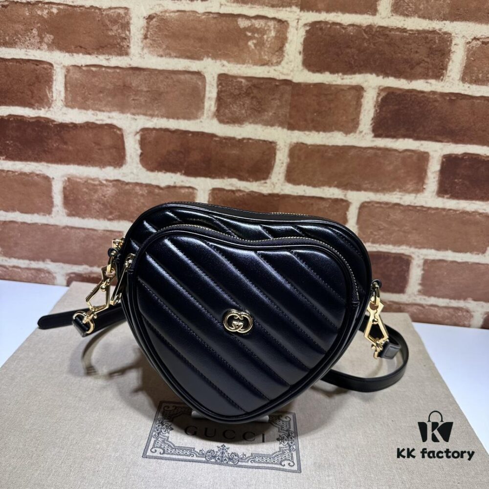69308f266e68136f4d9a965e GUCCI New Arrival Cabinet Quality, Top Original Single Piece, Actual Photos! Model No. 751628g, Size: 20cm (W) x 17.5cm (H) x 6.5cm (Side Width), In Stock and Ready to Ship