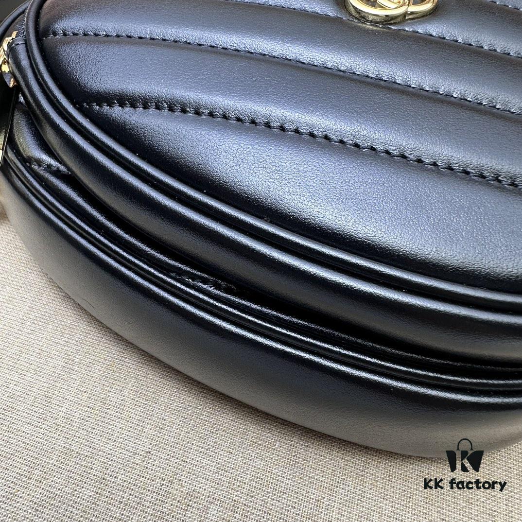 69308f276e68136f4d9a9662 GUCCI New Arrival Cabinet Quality, Top Original Single Piece, Actual Photos! Model No. 751628g, Size: 20cm (W) x 17.5cm (H) x 6.5cm (Side Width), In Stock and Ready to Ship